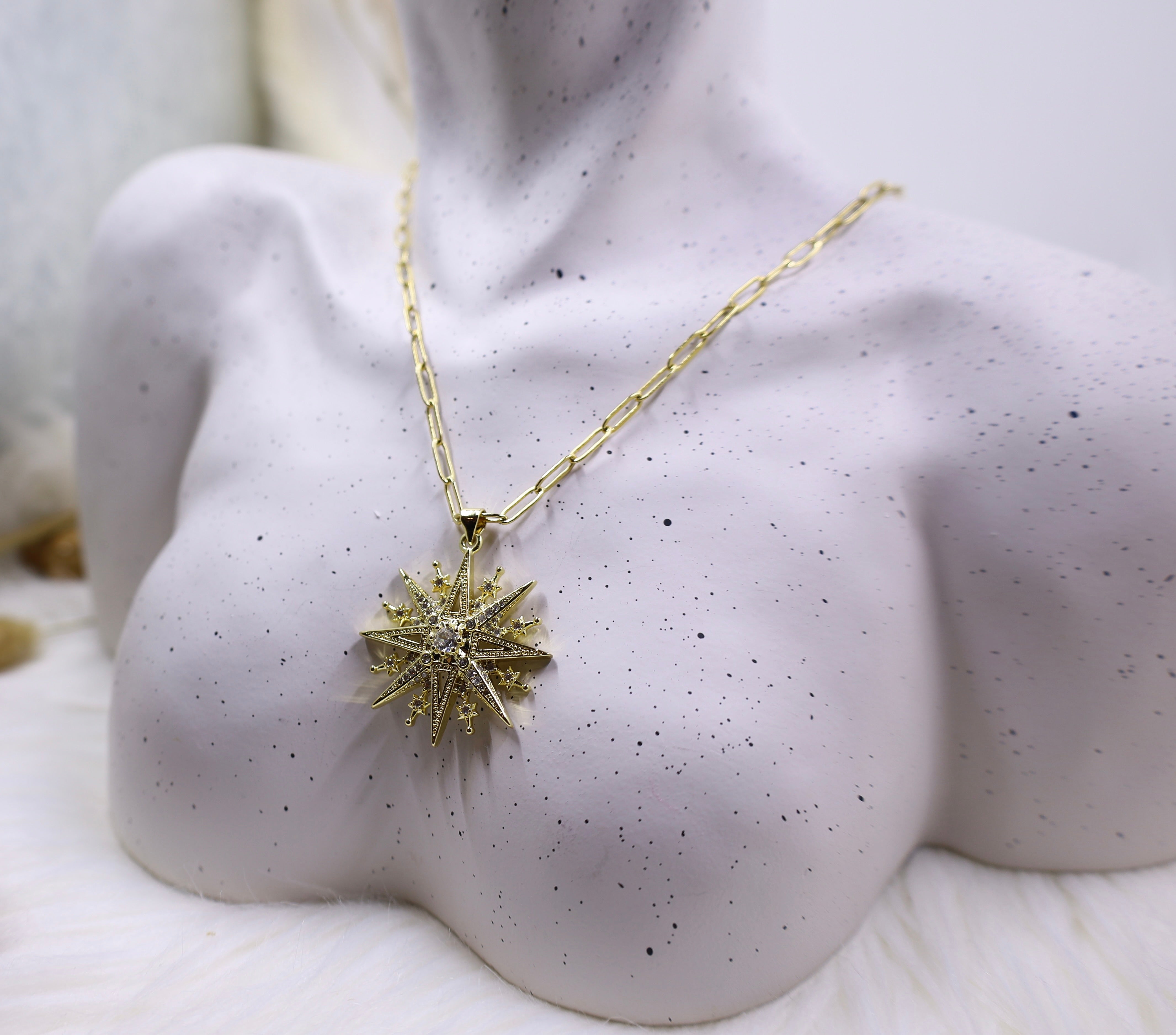 Estrella Necklace