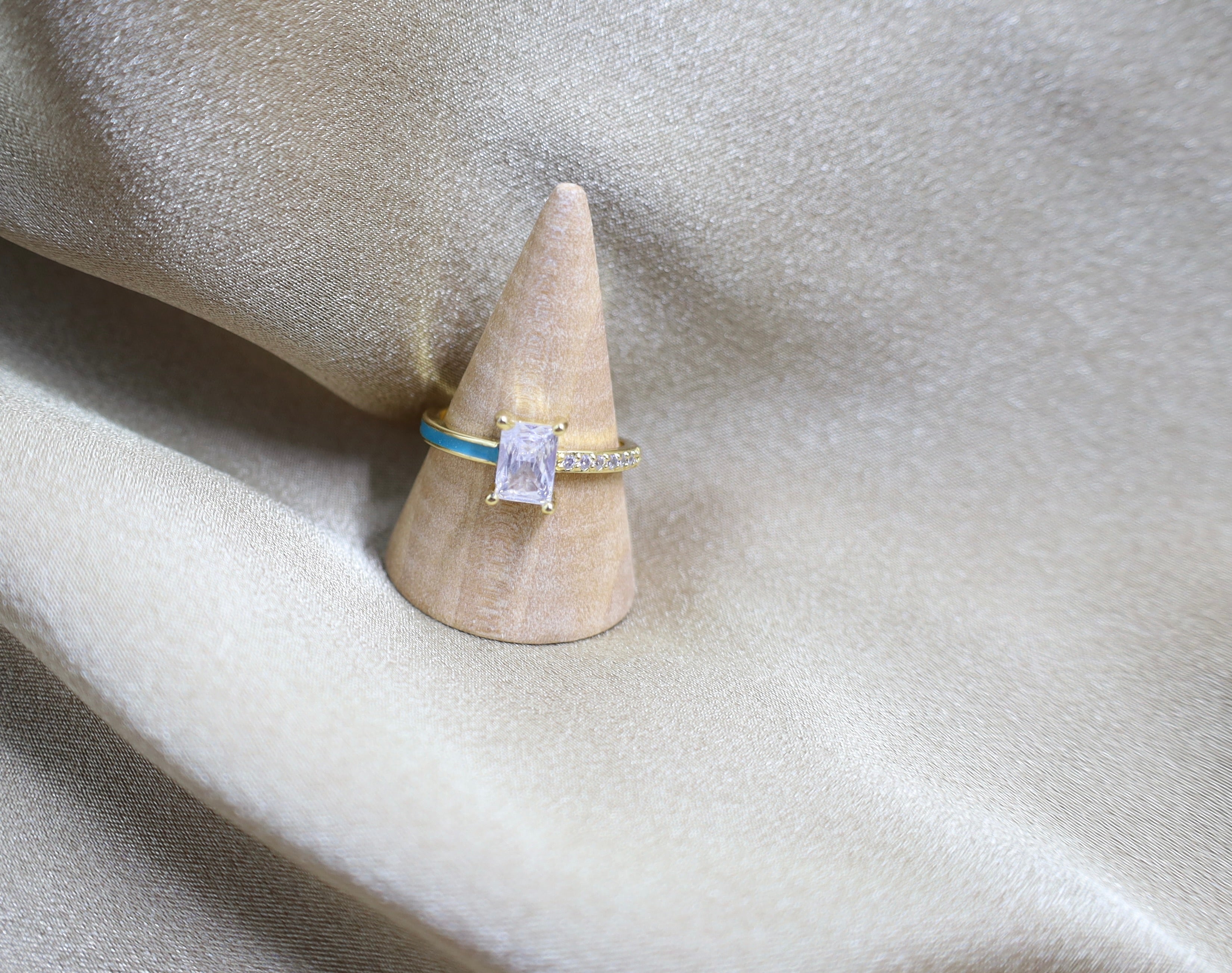 Lilia Adjustable Ring