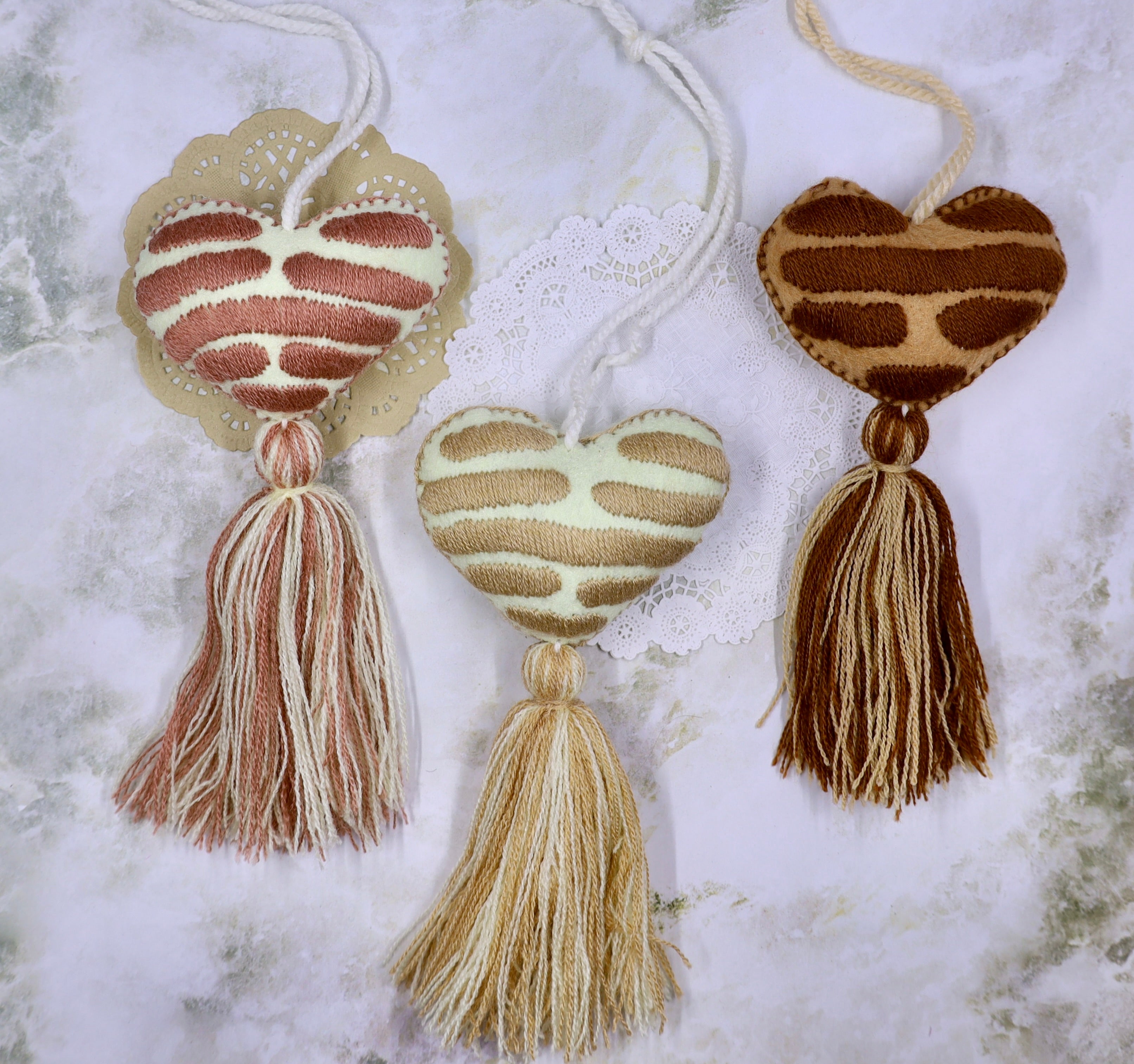 Concha Hearts Tassel