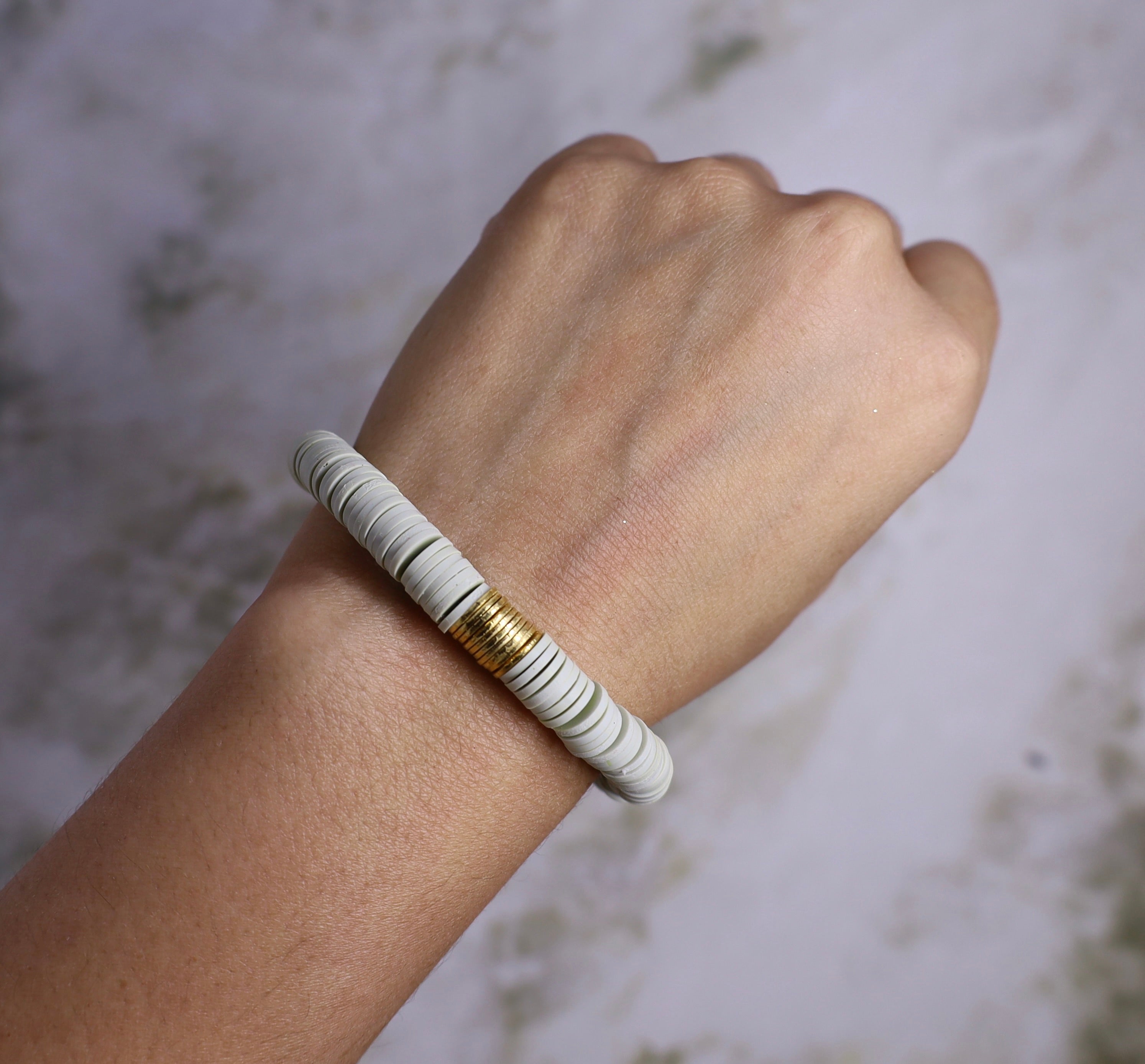 Heishi Beige and Gold Bracelet