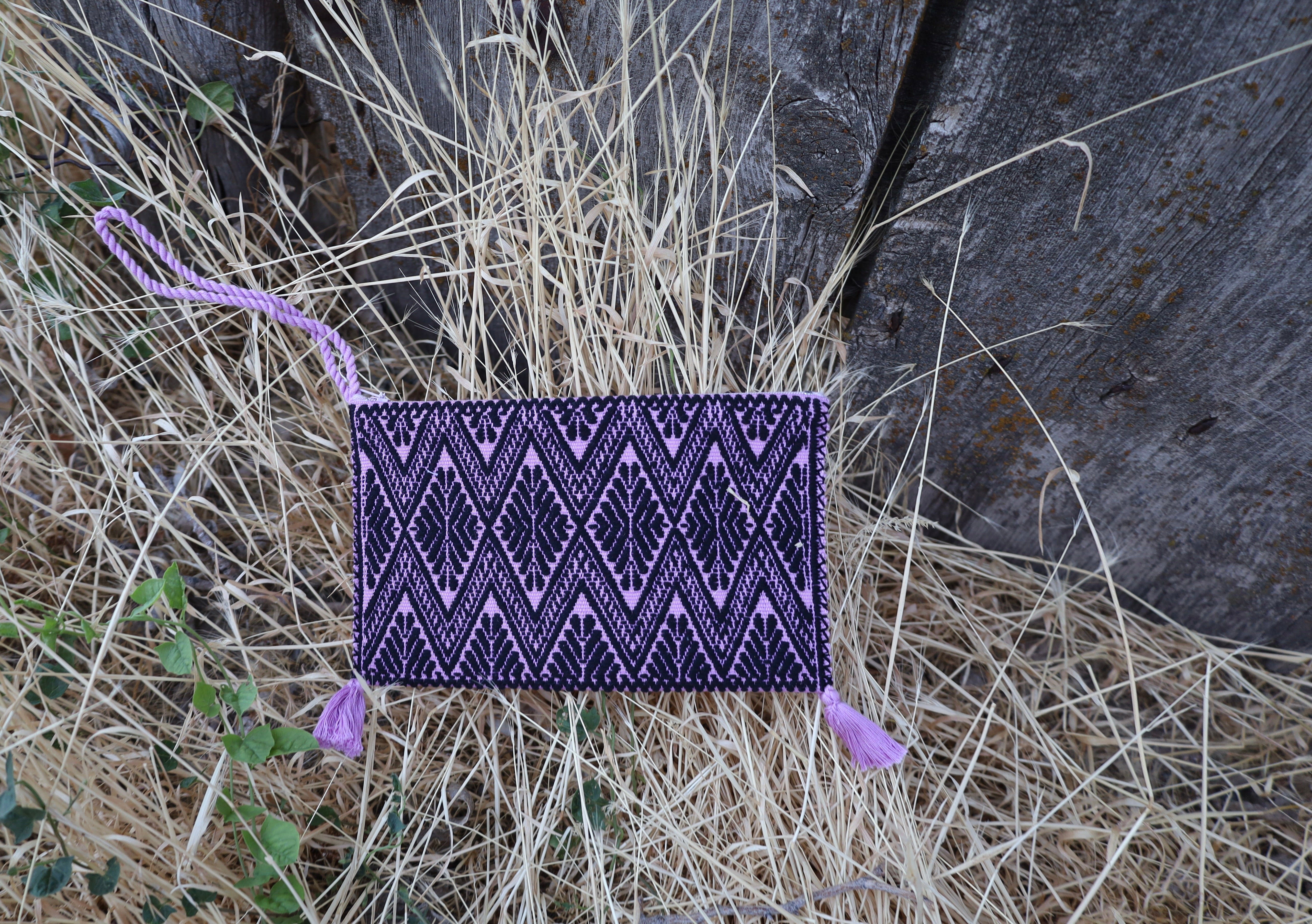 Zoe Clutch Embroidered Bag w/Tassles